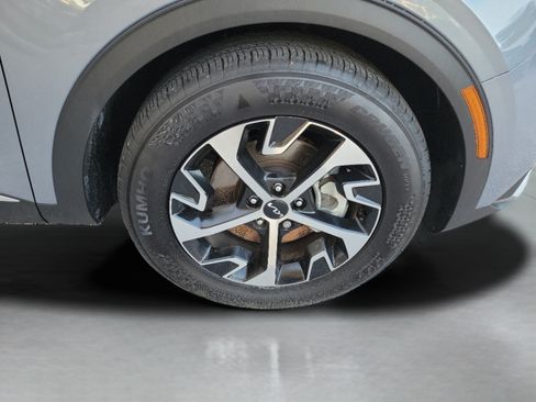 Certified 2025 Kia Sportage EX FWD image 30