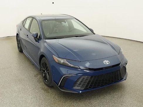 New 2026 Toyota Camry SE image 14