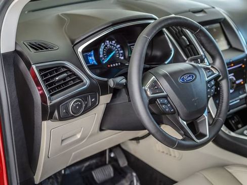Used 2015 Ford Edge Titanium w/ Equipment Group 301A AWD/4WD image 26