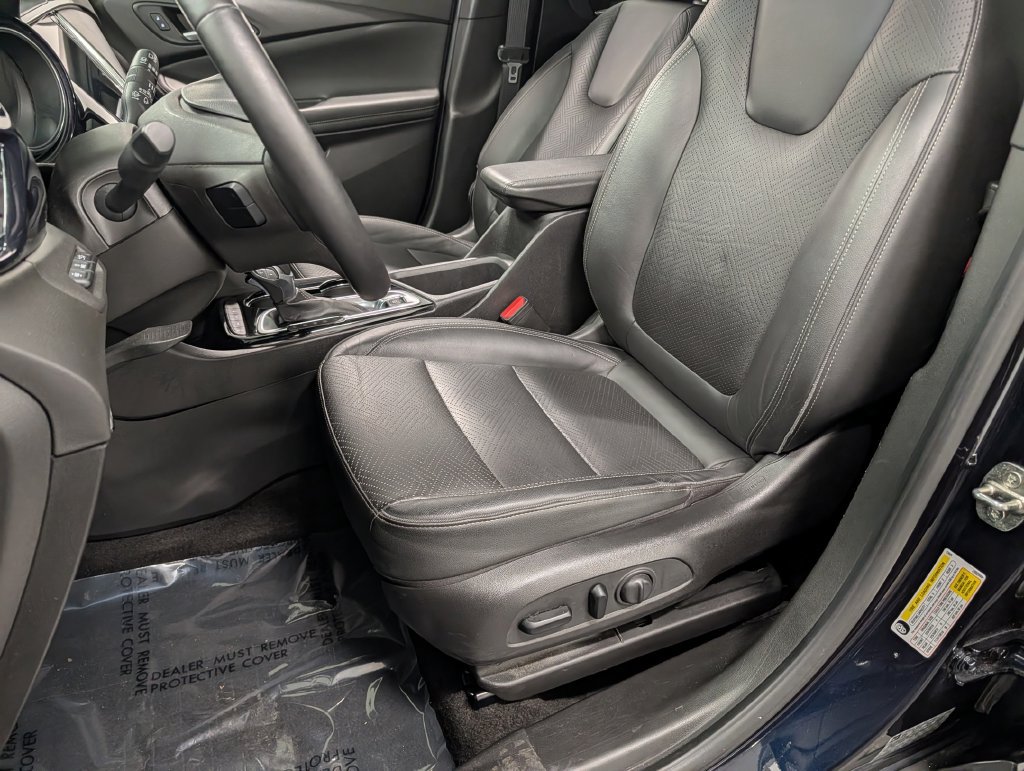 Used 2020 Buick Encore GX Essence w/ Advanced Technology Package AWD/4WD image 12