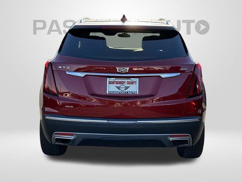 Used 2023 Cadillac XT5 Premium Luxury image 3