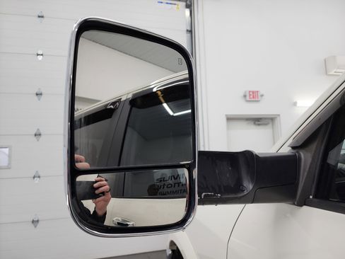 Used 2018 RAM 3500 Laramie image 35