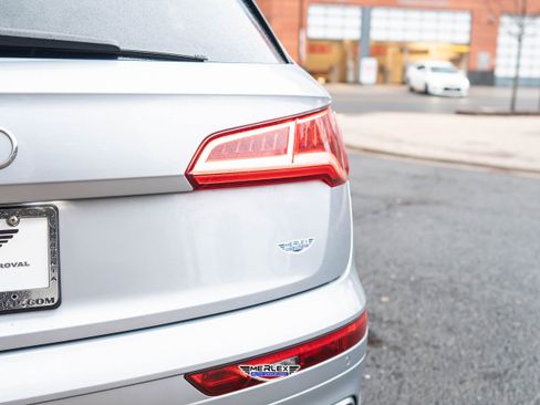 Used 2018 Audi SQ5 Prestige w/ Prestige Package image 55