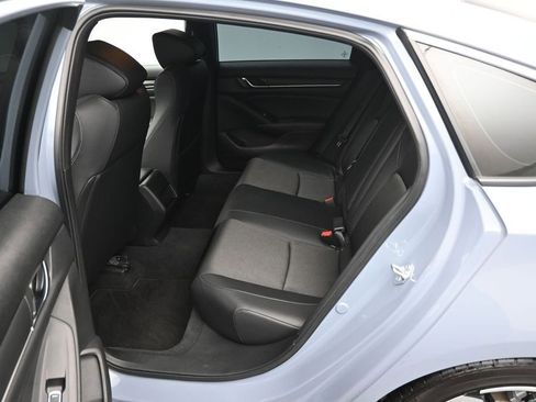Used 2022 Honda Accord Sport image 18