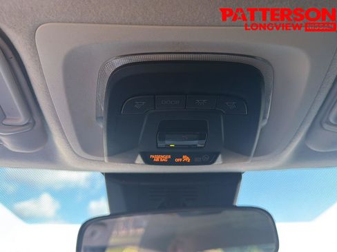 Used 2025 Toyota Corolla LE FWD image 10