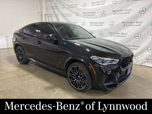 Used 2021 BMW X6 M w/ Competition Package image 1