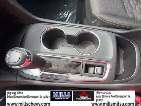 Used 2020 Chevrolet Equinox LT FWD image 18