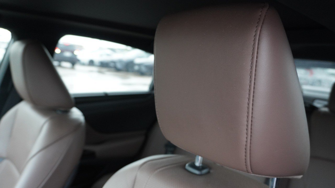 Used 2024 Lexus ES 350 Ultra Luxury w/ Accessory Package (Z2) FWD image 18