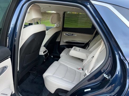 Used 2023 Genesis GV70 2.5T image 19