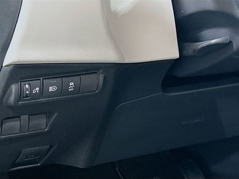New 2026 Toyota Corolla Cross L FWD image 10