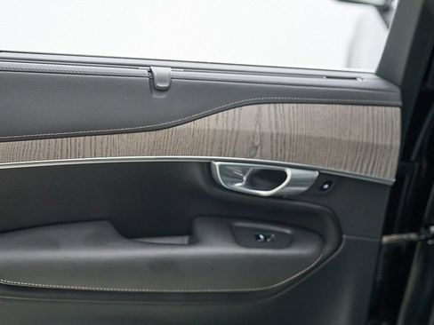 Certified 2023 Volvo XC90 B6 Ultimate w/ Protection Package Premier AWD/4WD image 20