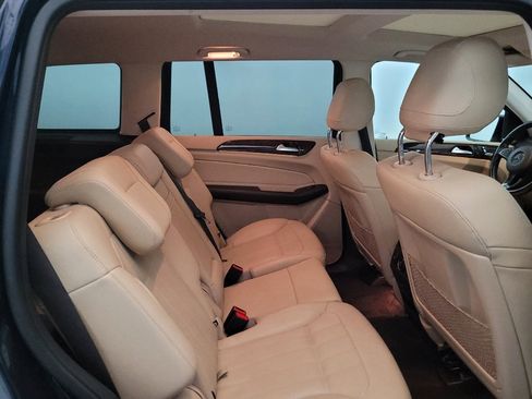 Used 2018 Mercedes-Benz GLS 450 4MATIC image 19