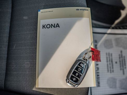 Used 2022 Hyundai Kona SEL w/ Convenience Package FWD image 21