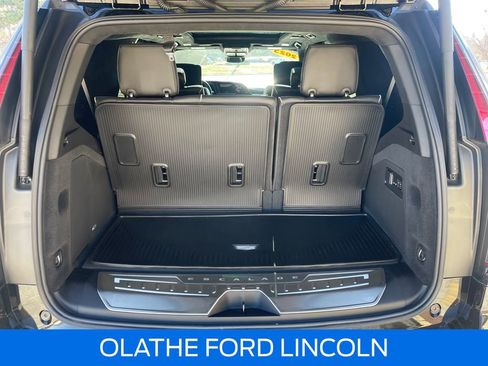 Used 2023 Cadillac Escalade V image 35