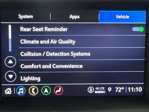 Used 2021 GMC Acadia AT4 w/ GMC Pro Grade Package AWD/4WD image 29