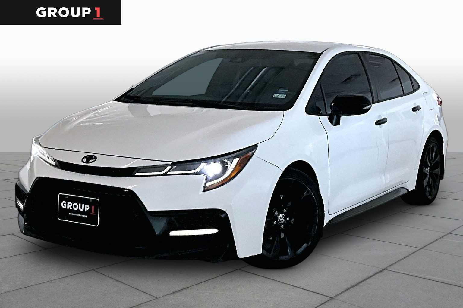 Used 2021 Toyota Corolla SE FWD image 1