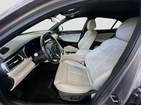 Used 2025 Genesis G70 2.5T AWD/4WD image 13