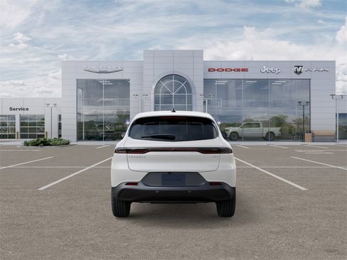 New 2025 Dodge Hornet GT w/ Cold Weather Group image 7