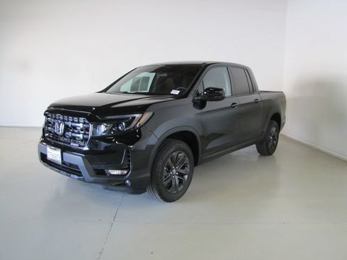 Certified 2024 Honda Ridgeline Sport image 1