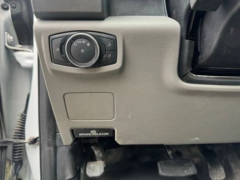 Used 2019 Ford F350 XL w/ Power Equipment Group image 17