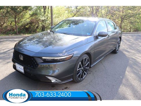 New 2026 Honda Accord Hybrid Touring image 3