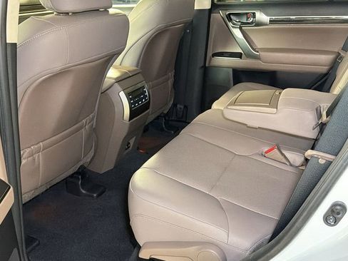 Used 2023 Lexus GX 460 Premium w/ Premium Package AWD/4WD image 16