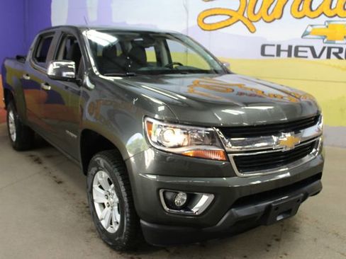 Used 2018 Chevrolet Colorado LT w/ Luxury Package, Chrome AWD/4WD image 4