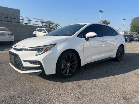 Used 2026 Toyota Corolla SE FWD image 26