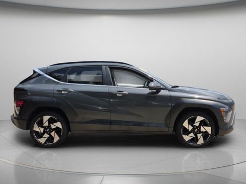 Used 2024 Hyundai Kona Limited FWD image 8