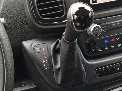 New 2026 RAM ProMaster 2500 w/ Convenience Group FWD image 21