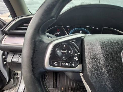 Used 2017 Honda Civic Touring image 12