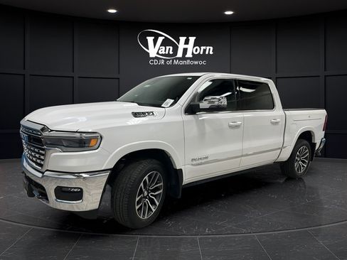 Used 2025 RAM 1500 Limited w/ Trailer Tow Group AWD/4WD image 3