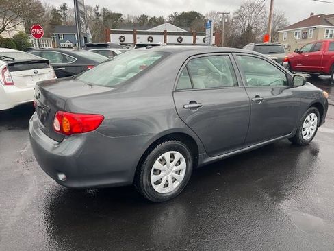 Used 2009 Toyota Corolla image 3