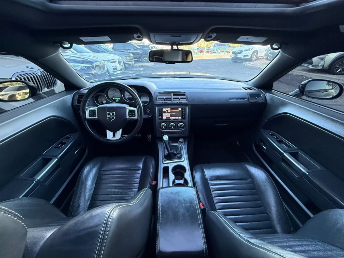 Used 2013 Dodge Challenger R/T RWD image 40