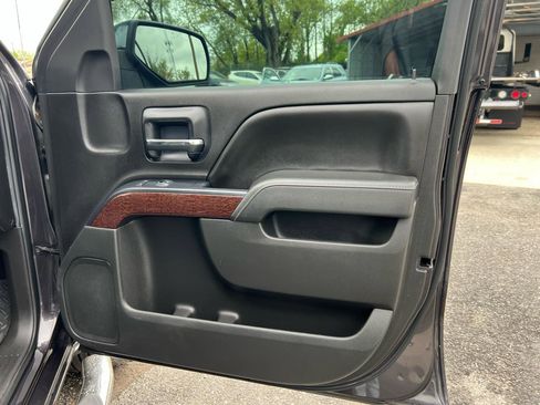 Used 2014 GMC Sierra 1500 SLE w/ SLE Value Package AWD/4WD image 19