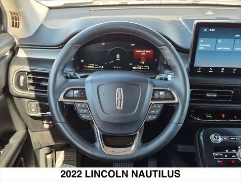 Certified 2022 Lincoln Nautilus FWD w/ Premium Package image 13