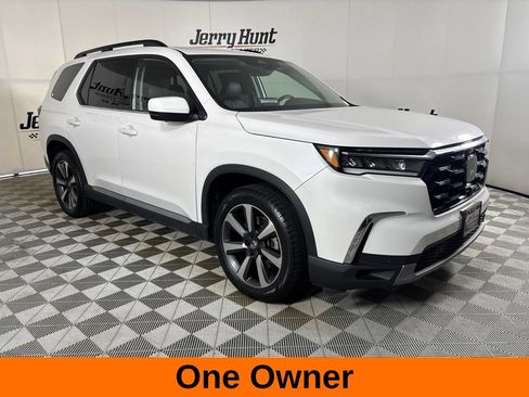Used 2023 Honda Pilot Elite image 4