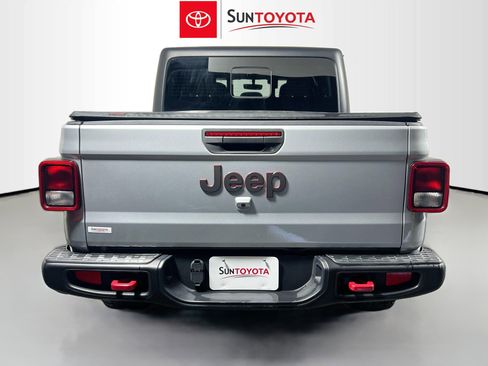 Used 2023 Jeep Gladiator Rubicon image 5