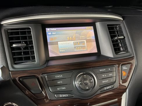 Used 2013 Nissan Pathfinder SL w/ SL Premium Pkg FWD image 22