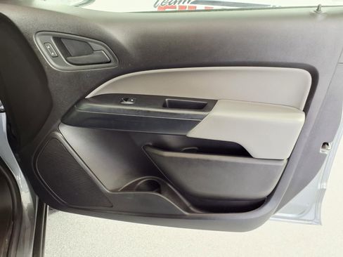 Used 2019 GMC Canyon 2WD Crew Cab w/ Convenience Package image 10