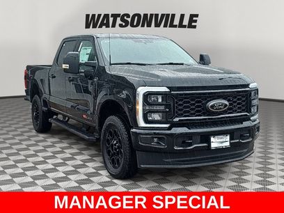 New 2026 Ford F250 Lariat w/ Black Appearance Package