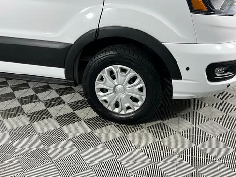 Used 2024 Ford Transit 350 XLT image 8