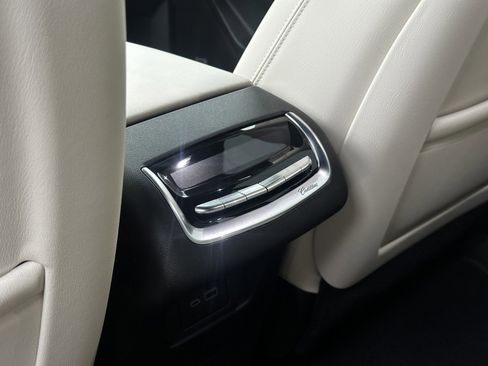 New 2025 Cadillac XT6 Sport w/ Technology Package image 12