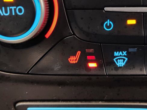 Used 2018 Ford Escape SEL image 26