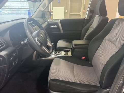 Used 2022 Toyota 4Runner SR5 image 9