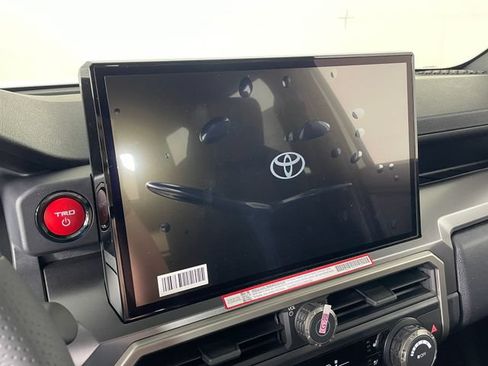 New 2026 Toyota 4Runner TRD Off-Road Premium AWD/4WD image 5
