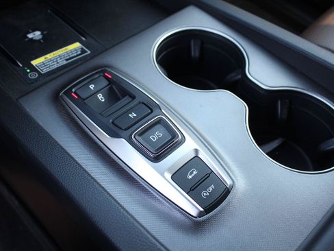 Used 2025 Honda Passport EX-L image 17
