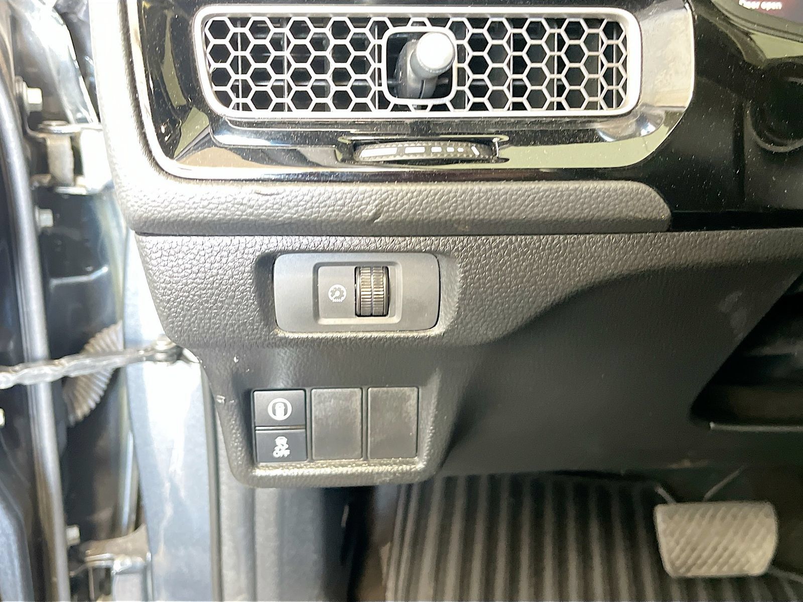 Used 2024 Honda Civic EX image 10