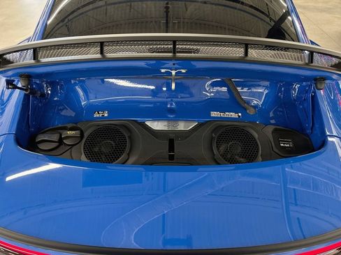 Used 2026 Porsche 911 GT3 RWD image 18