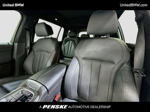 Used 2022 BMW X7 M50i w/ Executive Package AWD/4WD image 5